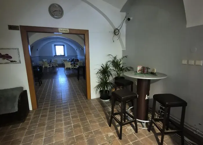 Lovecky Zamecek Kro *